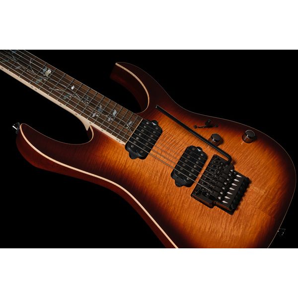 Ibanez j.custom RG8527-BSR