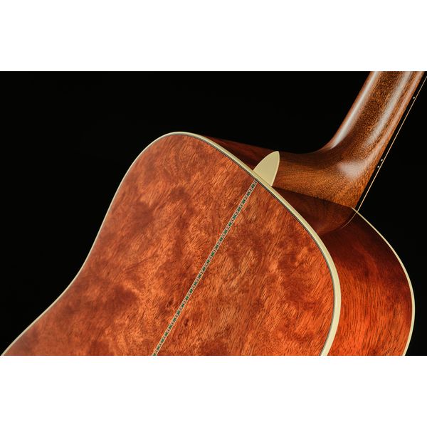 Martin Guitar Custom Shop D Quilted Bubinga