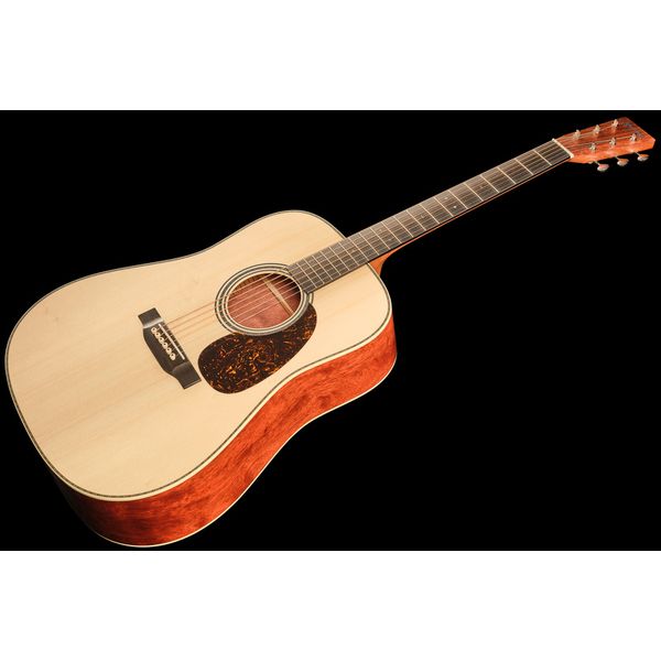 Martin Guitar Custom Shop D Quilted Bubinga