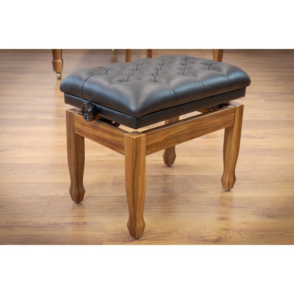 Steinway & Sons O-180 Amberwood