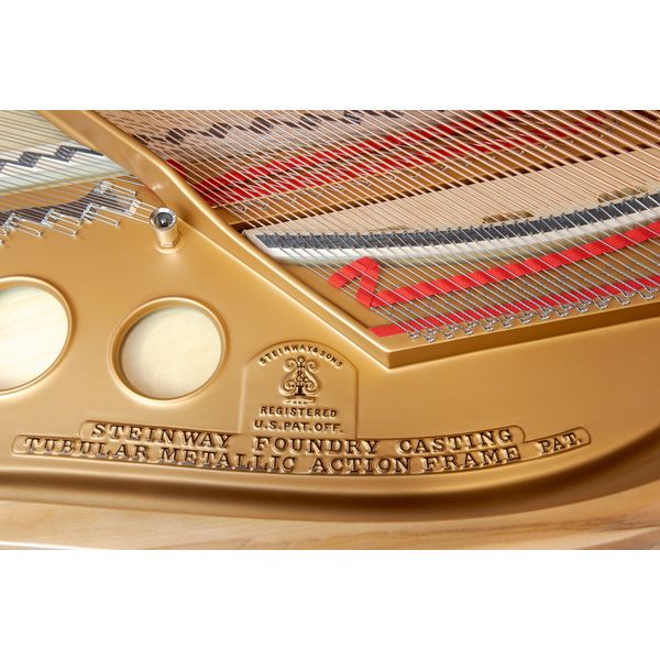 Steinway & Sons O-180 Amberwood