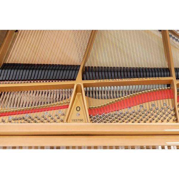 Steinway & Sons O-180 Amberwood