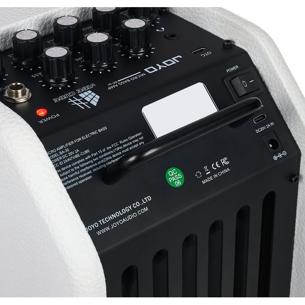Joyo BA-30 Micro Bass Amp White