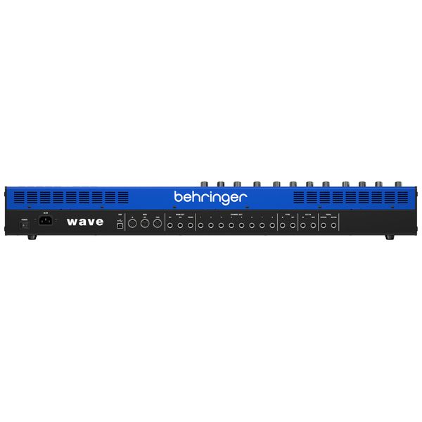 Behringer Wave Case Bundle