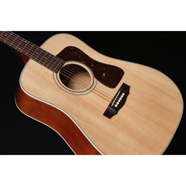 Guild D-40E Std NAT USA