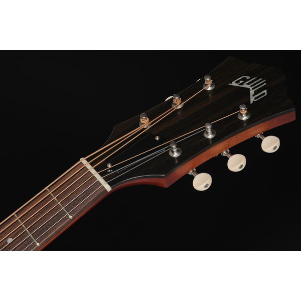 Guild D-40E Std PSB USA