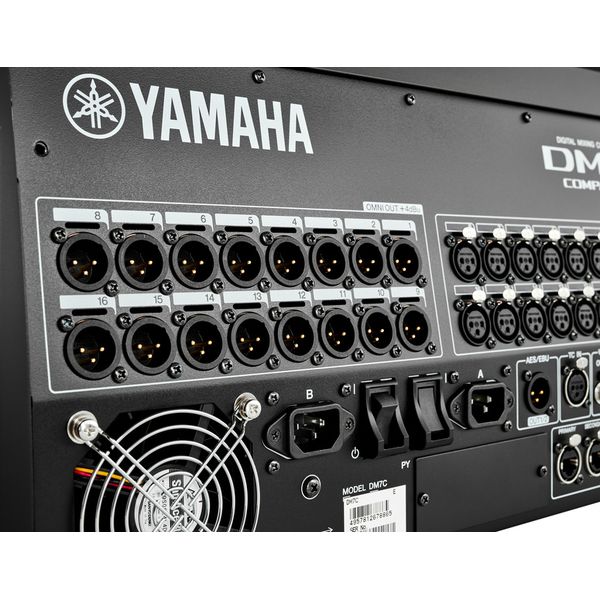 Yamaha DM7 Compact/RIO1608-D3 Bundle