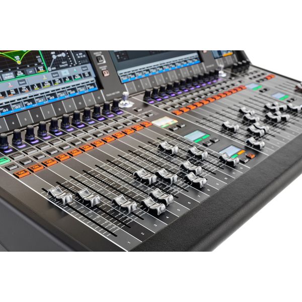 Yamaha DM7/Yamaha RIO3224-D3 Bundle