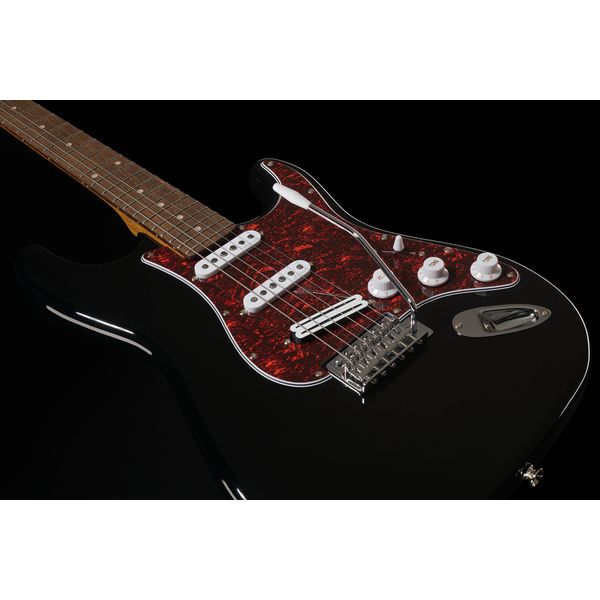 Harley Benton ST-62BK Hot DNAFX AmP20 Set