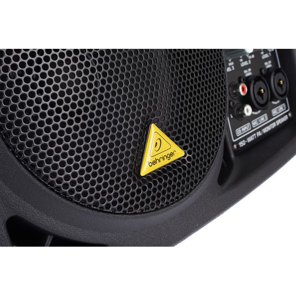 Behringer B205D Bag Bundle