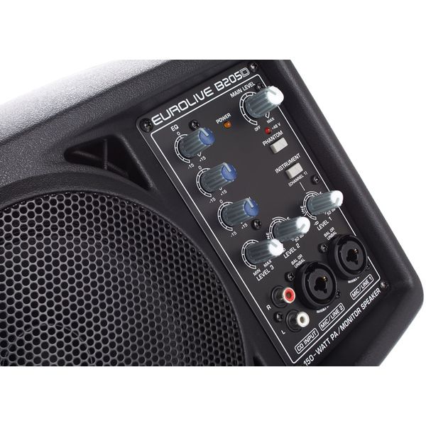 Behringer B205D Bag Bundle