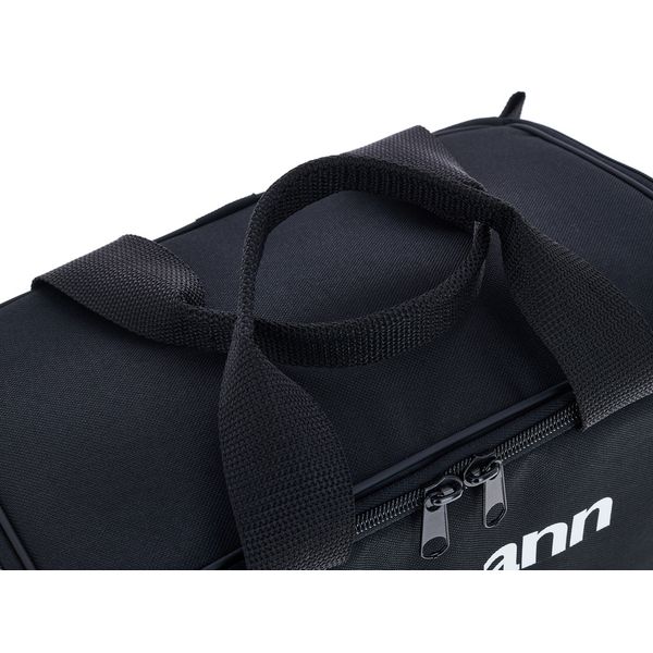 Behringer B205D Bag Bundle