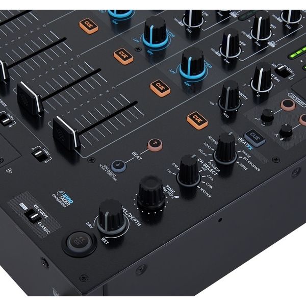 Reloop RMX-60 Digital Bag Bundle