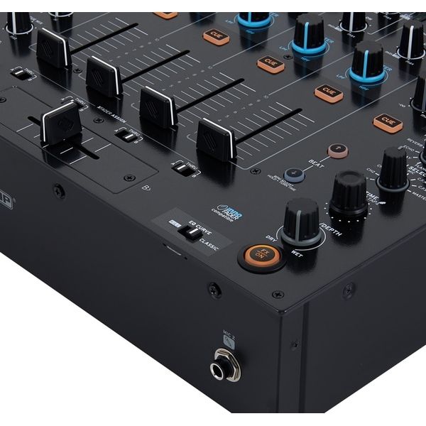 Reloop RMX-60 Digital Bag Bundle