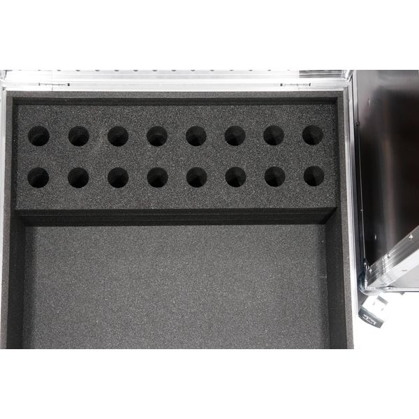 K&M 210/9 Case Bundle