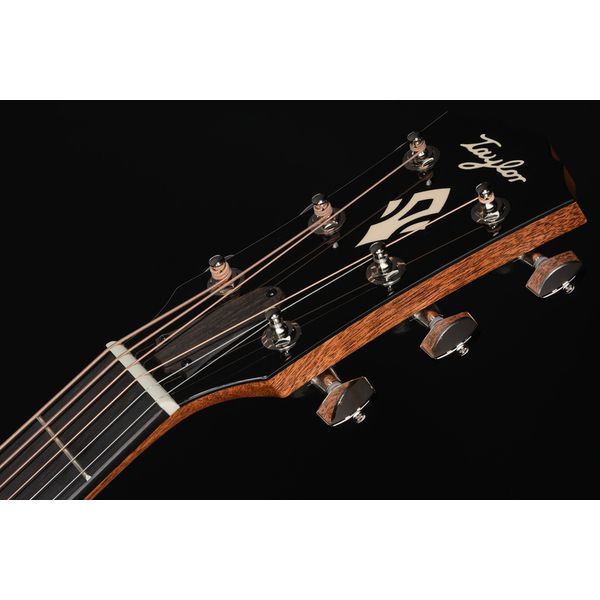 Taylor Gold Label 714e SB Cream