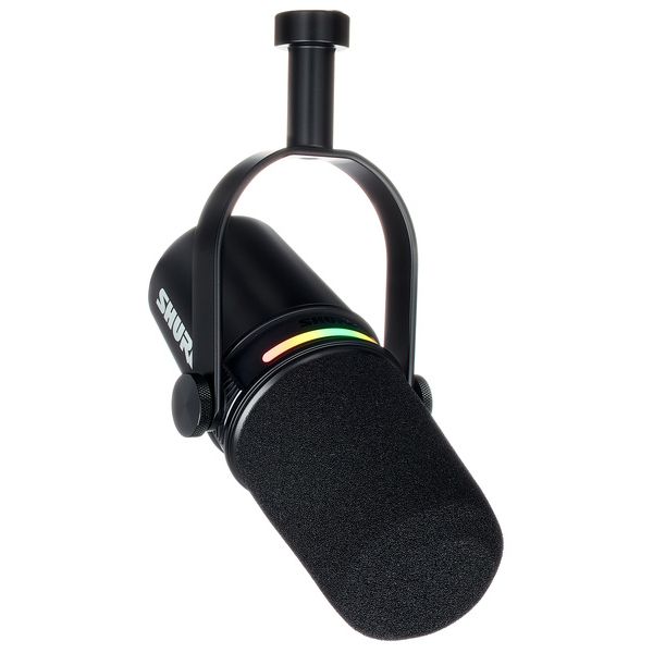 Shure MV7 Plus Broadcast Arm Bundle