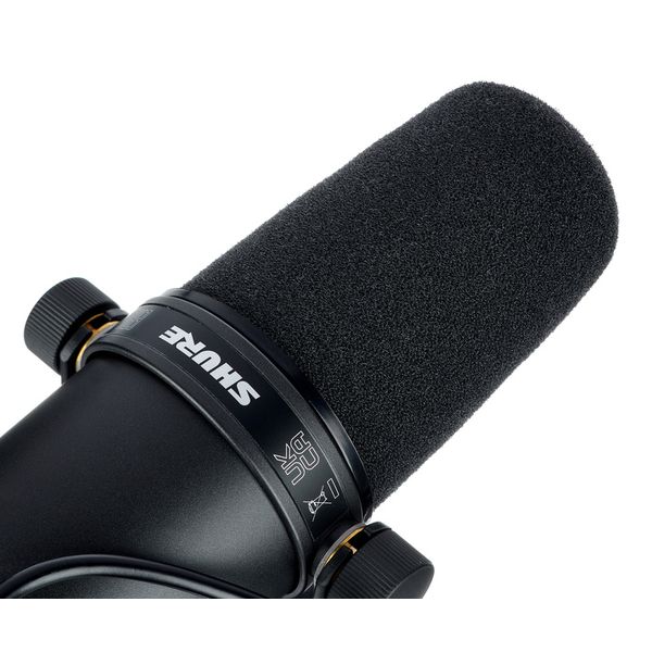 Shure SM 7 B Desktop Stand Bundle