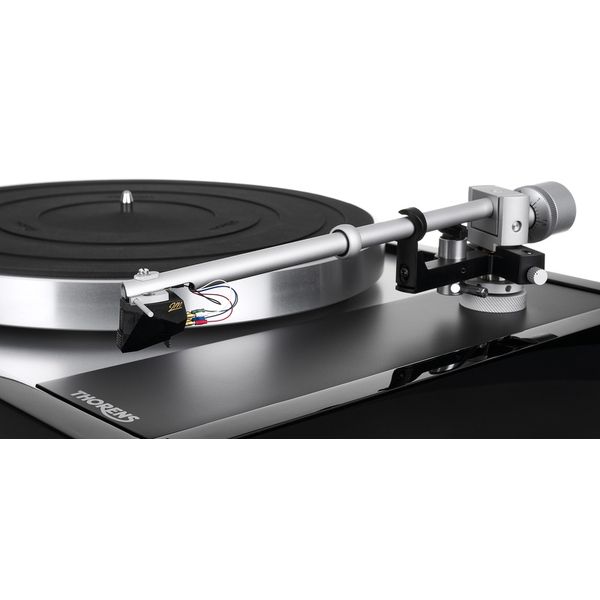 Thorens TD 1600 BLACK ON BLACK