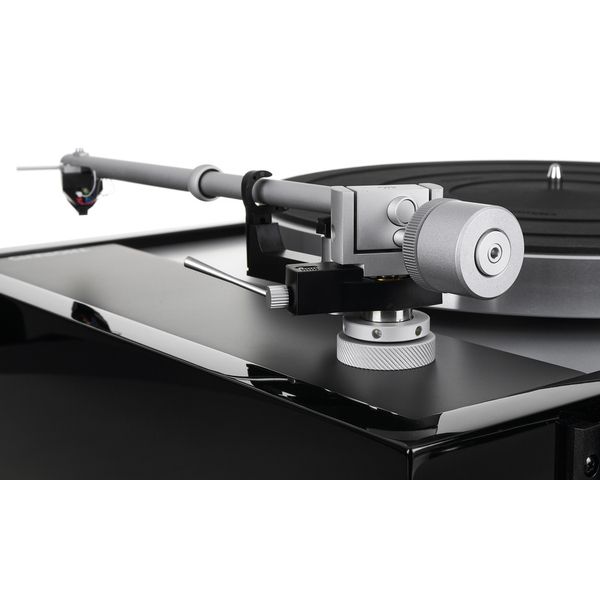Thorens TD 1600 BLACK ON BLACK