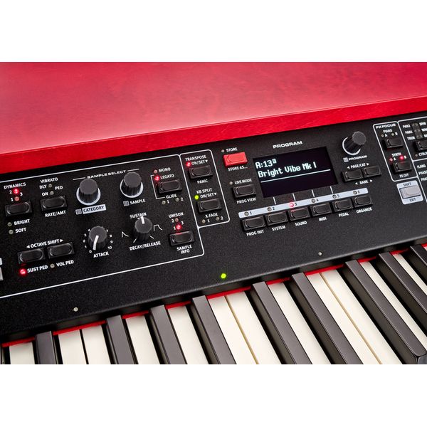 Clavia Nord Grand 2 Headphone Bundle