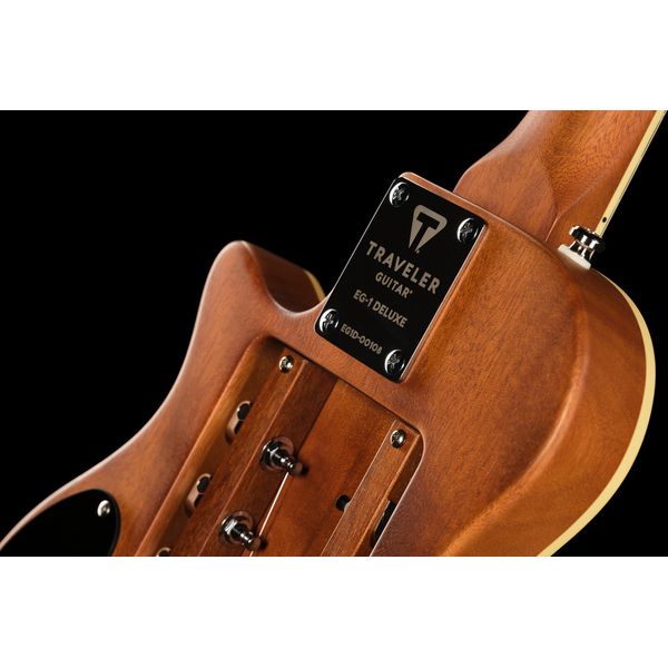 Traveler Guitar EG-1 Deluxe Tobacco