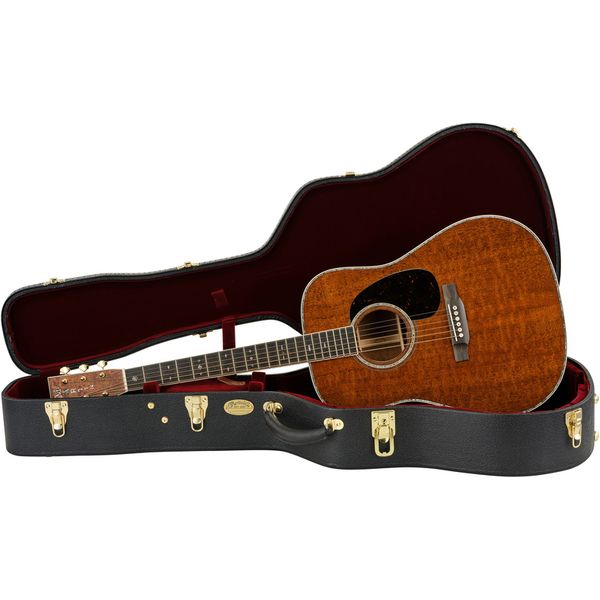 Martin Guitar Custom Shop D Quilted