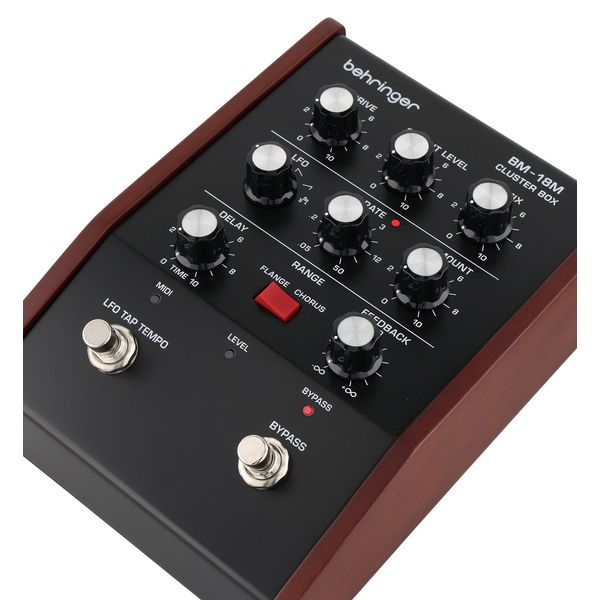 Behringer BM-18M Cluster Box