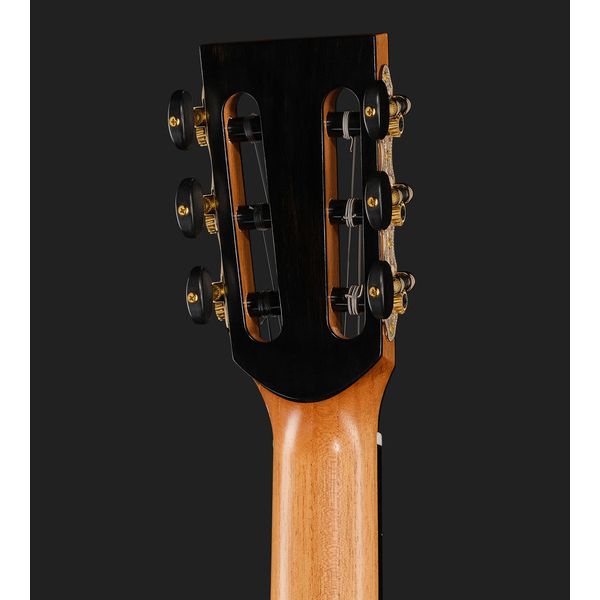 Lakewood A-25 Crossover Custom