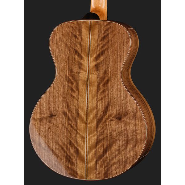 Lakewood A-25 Crossover Custom