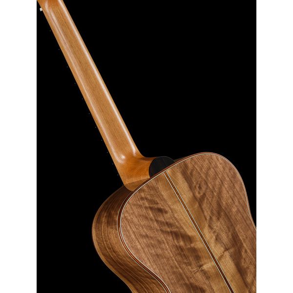 Lakewood A-25 Crossover Custom