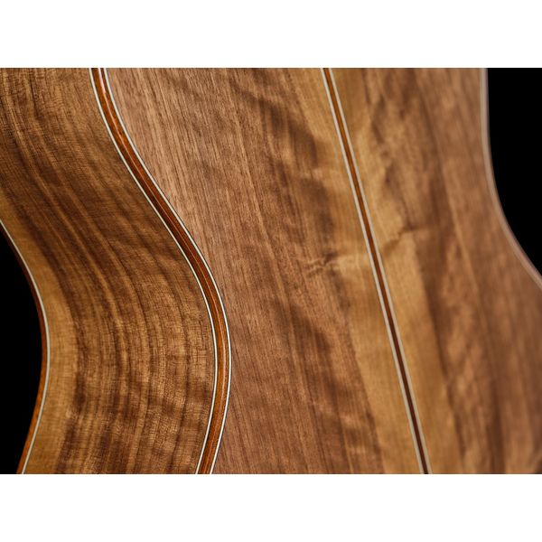 Lakewood A-25 Crossover Custom