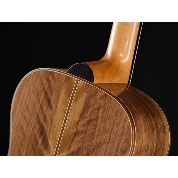 Lakewood A-25 Crossover Custom