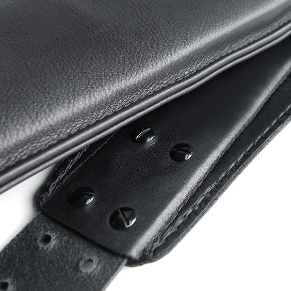 Richter Strapzilla V Black