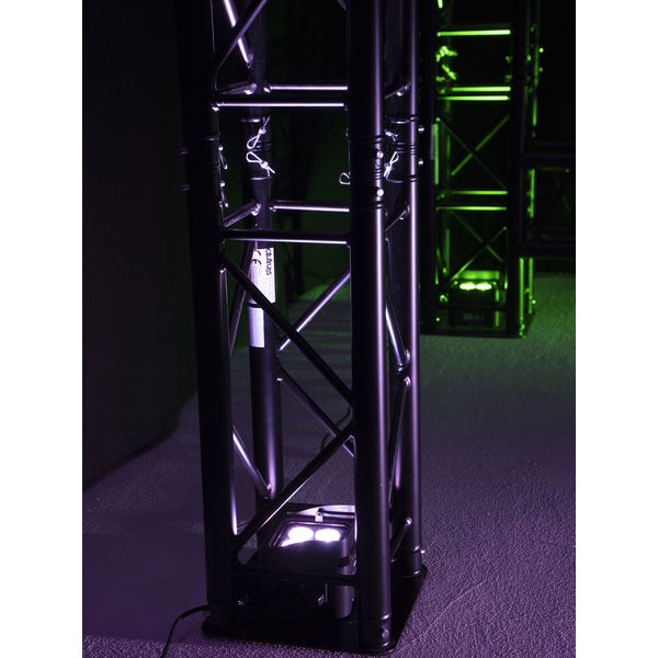 Eurolite LED TL-4 QCL Trusslight Bundle