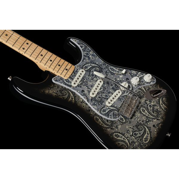 Fender MIJ Strat MN Black Paisley
