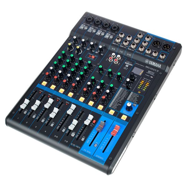 Yamaha MG10XUF Case Bundle