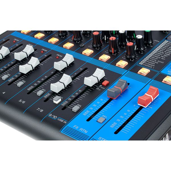 Yamaha MG10XUF Case Bundle