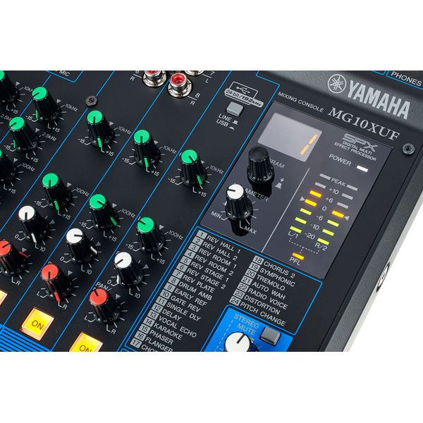 Yamaha MG10XUF Case Bundle