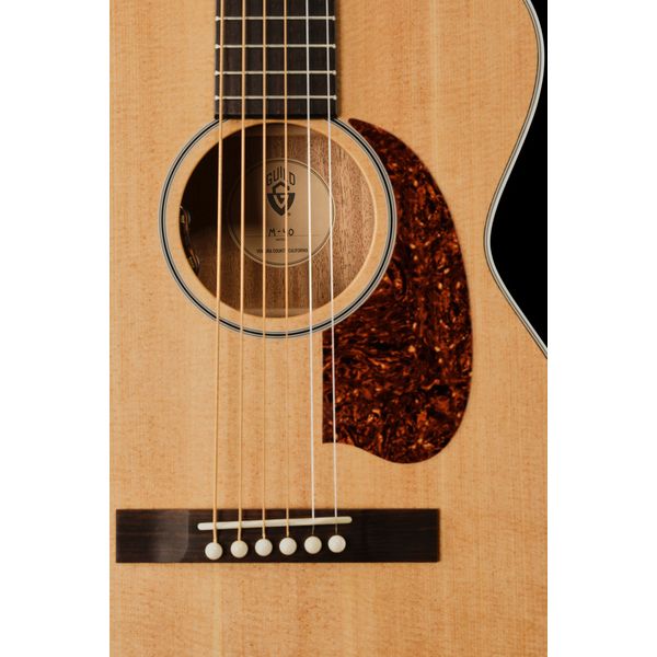 Guild M-40E NAT SP/MH W/C