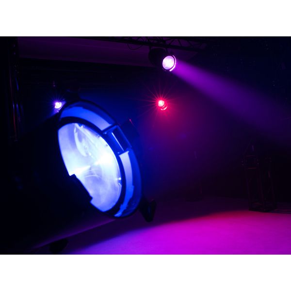 Eurolite LED PAR-64 COB RGBW MK2 Bundle