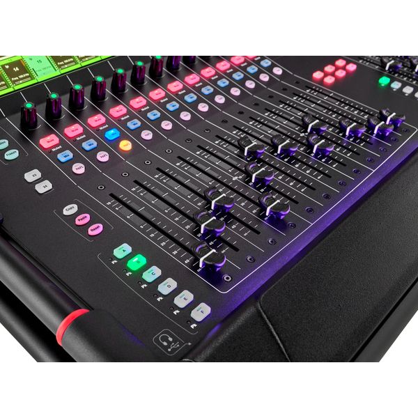 Allen & Heath Avantis Dante64 Bundle