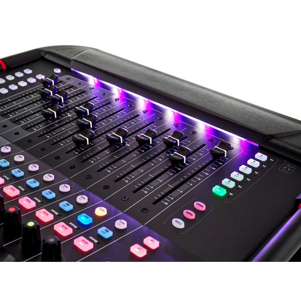 Allen & Heath Avantis Solo Dante64 Bundle