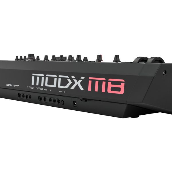 Yamaha MODX M8