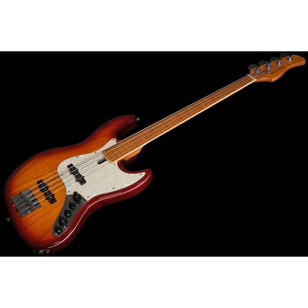 Marcus Miller V8-4 TS FL