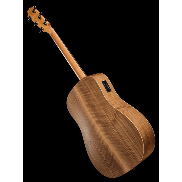 Taylor BBTe Walnut