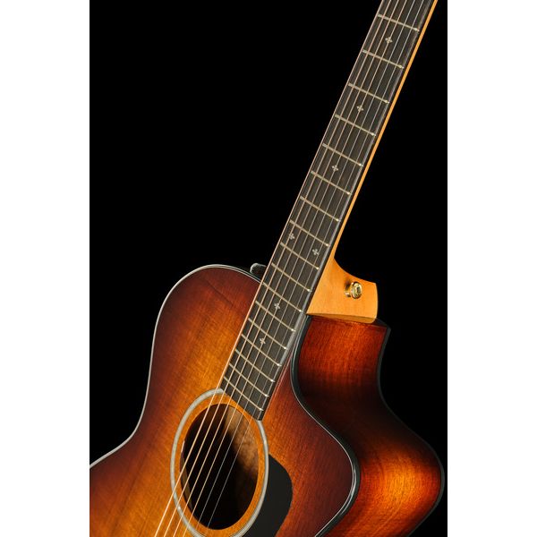 Taylor 224ce-K DLX