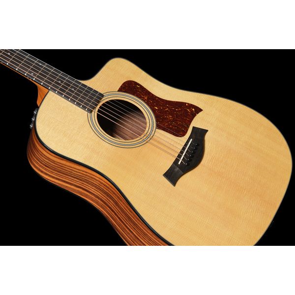 Taylor 210ce Plus