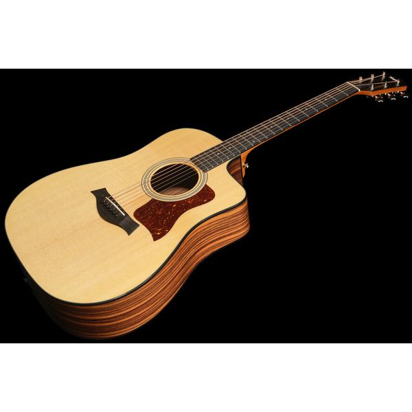 Taylor 210ce Plus