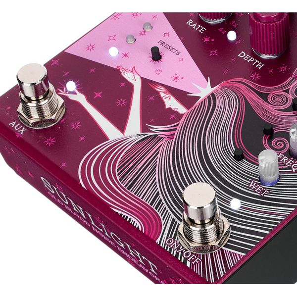 Old Blood Noise Endeavors Sunlight Stereo Reverb Maroon